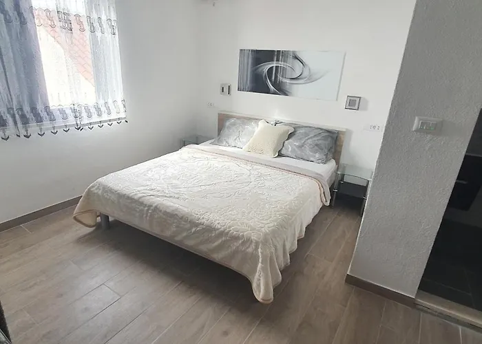 Gordana Apartments Hvar Town