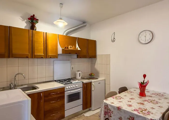 Rooms & Apartments Tepsa - Centre Hvar Town