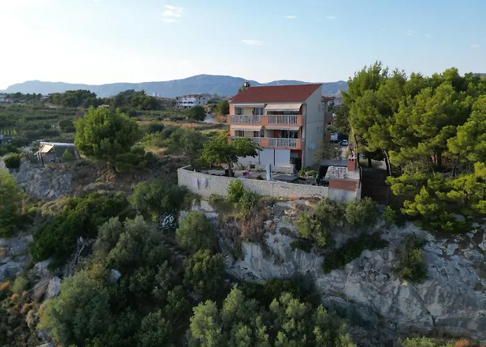 Stobrec Hotels
