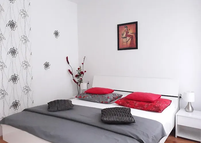 Rooms Miletic Near The Palace Split