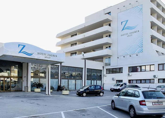 Hotels nahe Jupitertempel