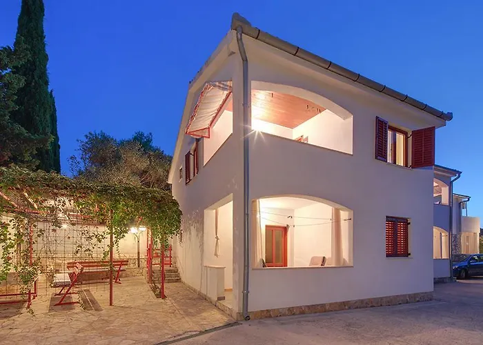 Apartment Bagaric Stari Grad 