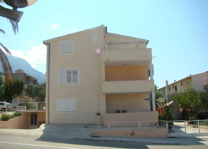 Haustierfreundliches Apartments Ada Tučepi