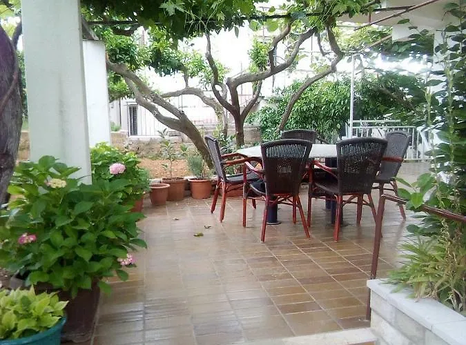 Apartmani Miletic Jelsa 