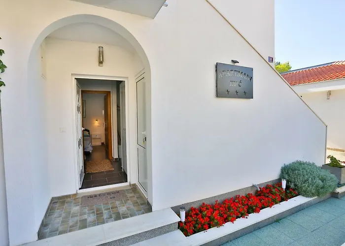 Hotels in Milna (Brac)