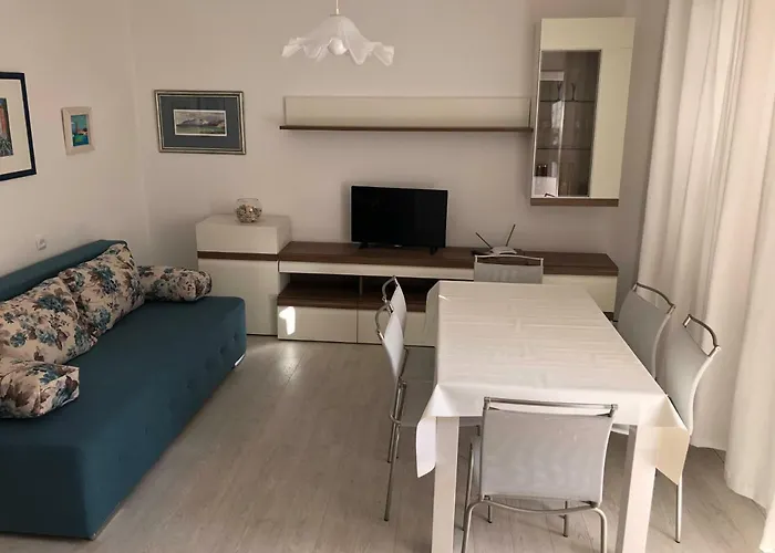 Apartments Sokol Makarska