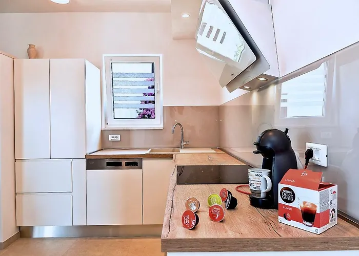Arka Trogir Apartments - Seget Vranjica