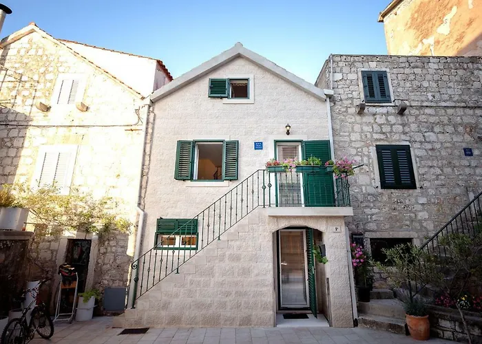 Haustierfreundliches Bobotovi Central Sea View Duplex Stari Grad 