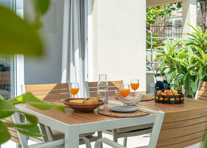 Haustierfreundliches Apartments Flora Trogir