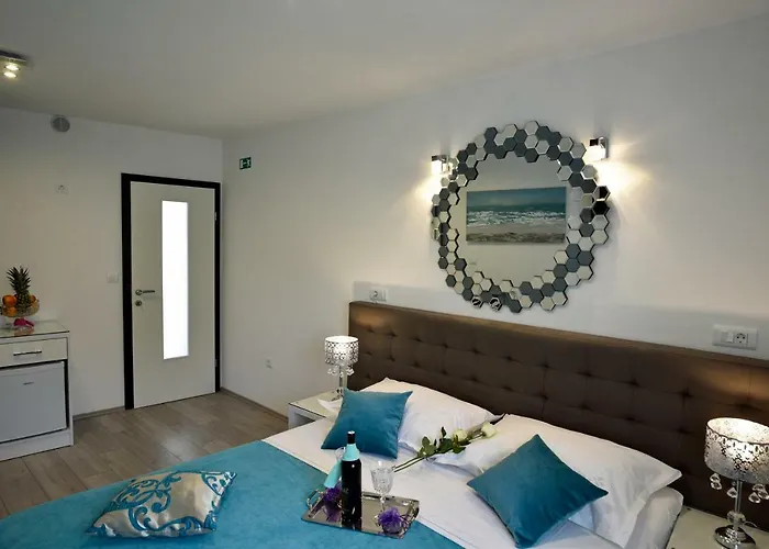 Kuzma Rooms And Apartments Split
