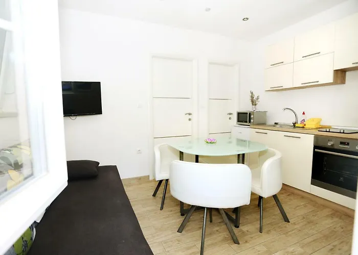 Apartments Dora Trogir