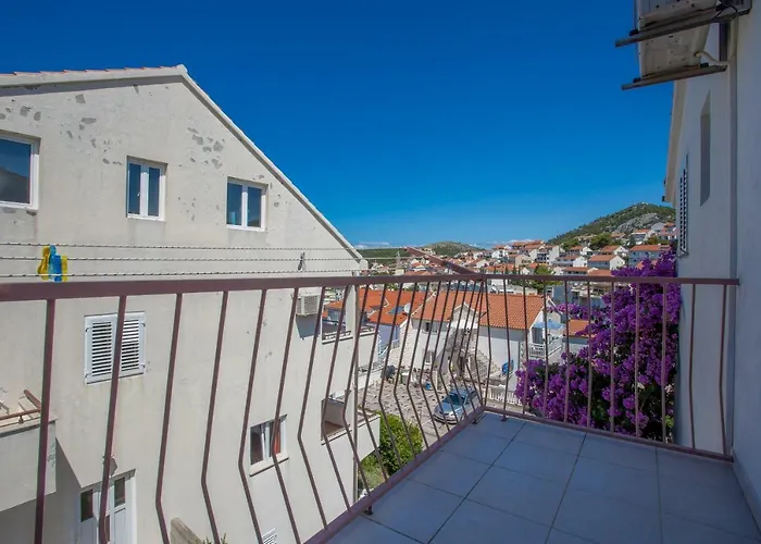 Apartments Sanja Hvar Town